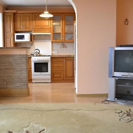 Studio Apartments Kamjanyi Potoki Szoba fotó