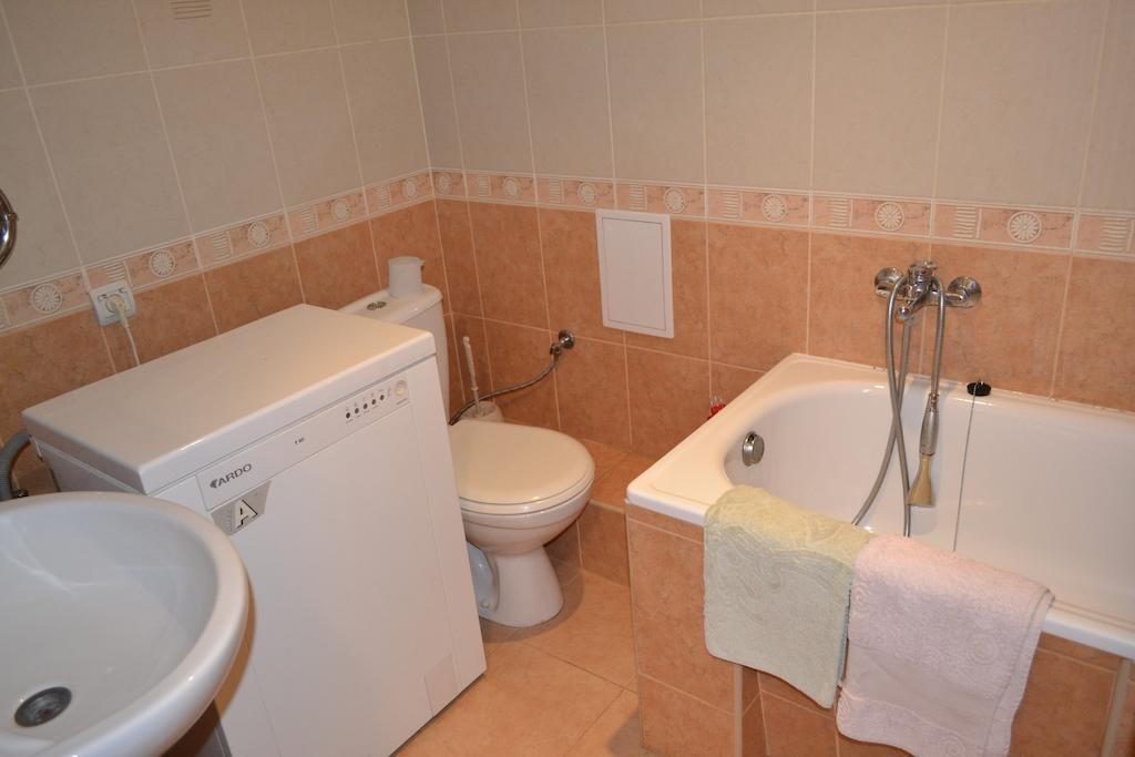 Studio Apartments Kamjanyi Potoki Szoba fotó